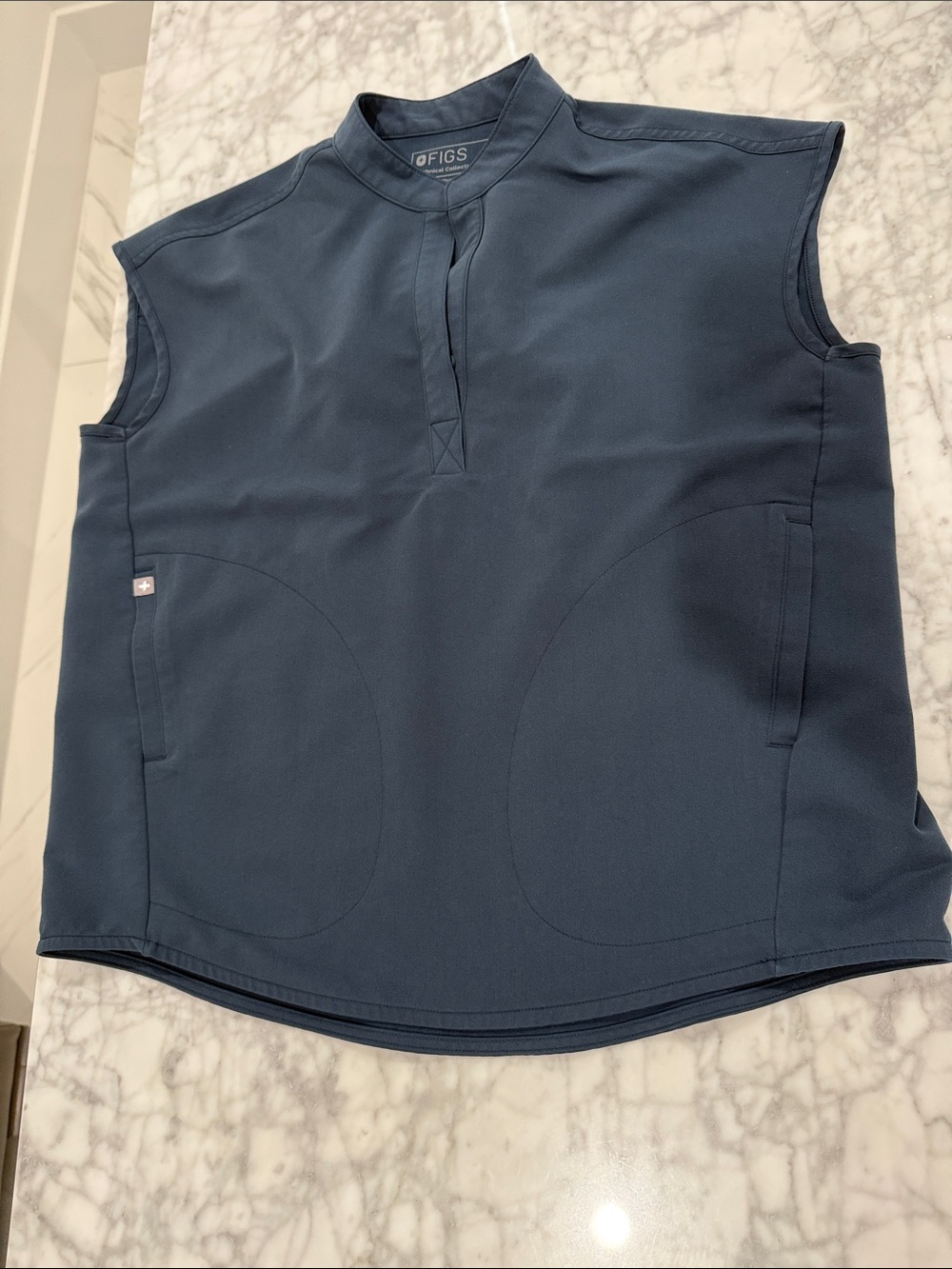 Figs Women's Rafael top XXS dark harbor